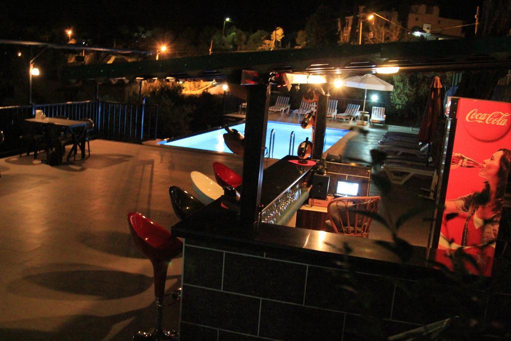 Hotel Sema Patara Bilik gambar